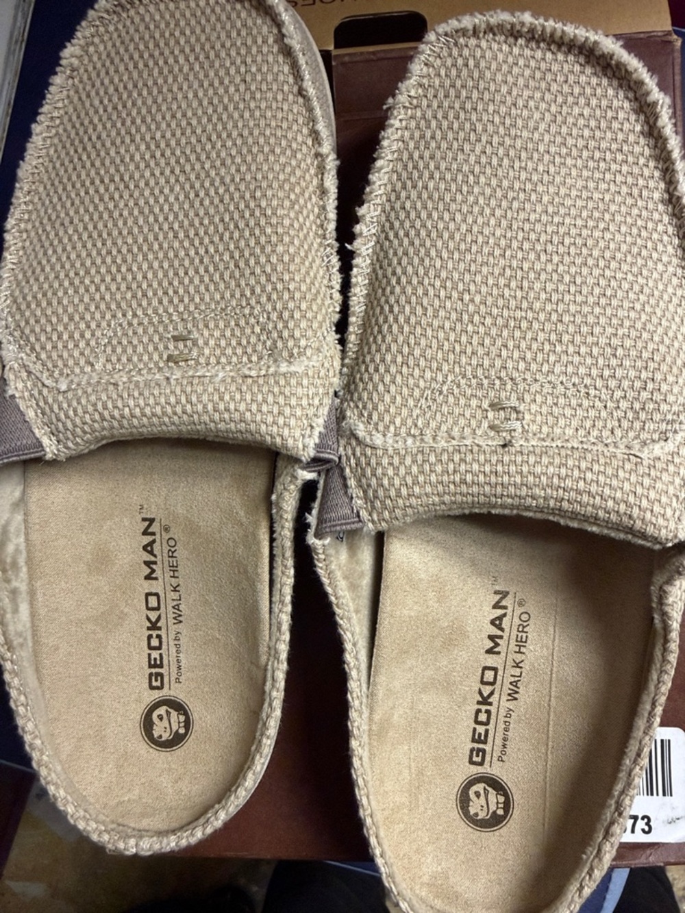 Gecko Man Men's Slip-On Loafers in Natural Beige